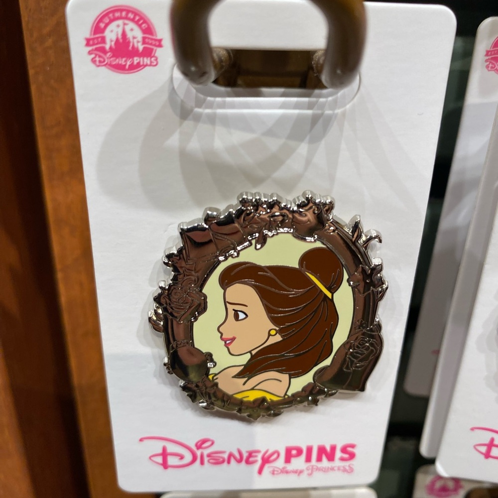 Disney Parks Pin Princess Belle Beauty & The Beast Oval Frame Portrait BNWT